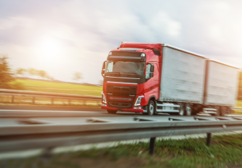 Imagine serviciu transport Tandem + prelată mega – 3150 - 3255 € Net